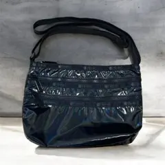 【極美品】レア レスポートサック ブラックシャイン 3連ジップ ショルダーバッグのサムネイル