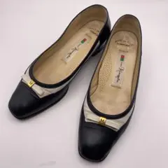 ネイビー パンプス