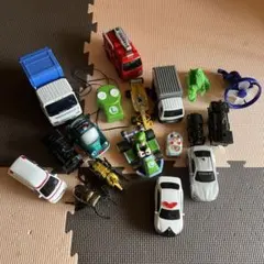 はたらく車　機関車　カブトムシなど　おもちゃまとめ売り