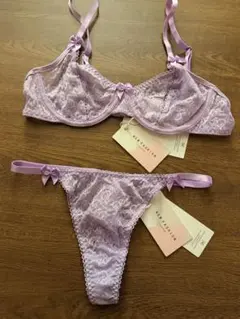 新品 ラベンダー レース リボン ランジェリーセット S-M