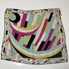 EMILIO PUCCI 幾何学模様 シルクスカーフ