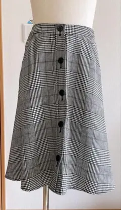 ローリーズファーム　フレアスカート　ミディ丈スカート　チェック柄　スカート