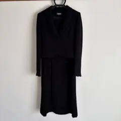 礼服　喪服　黒 ワンピーススーツ ジャケット付き【洋服の青山】