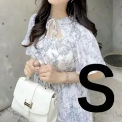 完売　GRL 田中みな実 リボンベルト付き花柄消しプリーツフレアワンピース