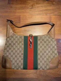 値下げしました！GUCCI GGキャンバス ショルダーバッグのサムネイル