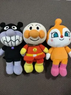 【美品】アンパンマン ばいきんまん　ドキンちゃん　ぬいぐるみ3個セット