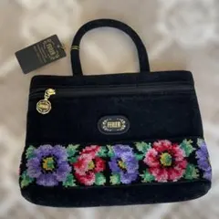 フェイラーの可愛いポーチ