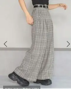 ベージュ×チェック スラックス Mサイズ　大幅値下げ