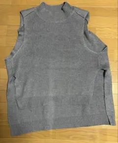 LAKOLE ニットベスト　グレー