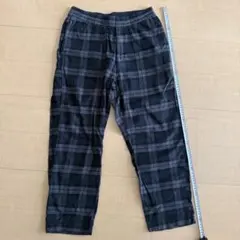 UNIQLO メンズ　パンツ　チェック柄　Mサイズのサムネイル