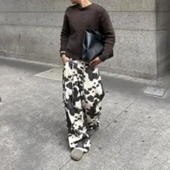 CFT．スプラッシュ柄カツラギストレートパンツ ◉新品タグ付◉ CFT．スプラッシュ柄カツラギストレートパンツ M
