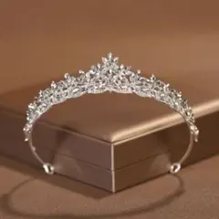シルバー ウエディング　ティアラ