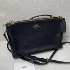 美品✨COACH コーチ　ショルダーバッグ ブラック　レザー　ゴールド金具のサムネイル