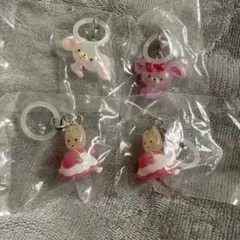 ゆるっとめじるしアクセサリー　マロンクリーム　しろうさ