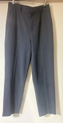 タイムセール【未使用近い】UNIQLO スリムフィット グレー カジュアルパンツ