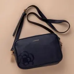 欠品あり⚠️ CLĀTHAS クレイサス ショルダーバッグ ポーチ 合成皮革 黒