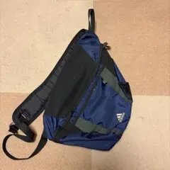 00s adidas ワンショルダーバック　y2k