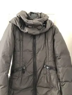 ✨モンクレールダウンコート✨　襟大きめ　エレガント