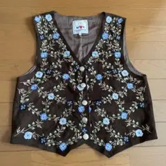 WC ダブルシー　花柄刺繍ベスト　若槻千夏　ブラウン　茶色　ブルー　水色