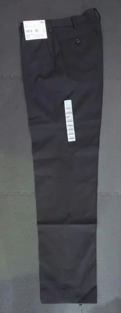 UNIQLO 感動パンツブラック 73x76