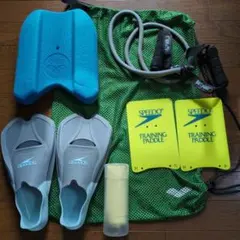 【海外限定】希少　ファースト・ペンギン 中国大会限定　スリーブ　新品　100枚 海外限定】希少 ファースト・ペンギン 中国大会限定 スリーブ 新品 100