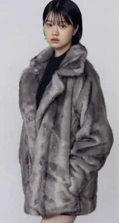 2025AW EMODA ミディフェイクファーコート