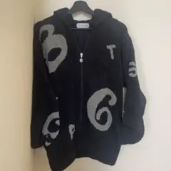 santafe フード付きカーディガン 黒 数字模様