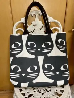 ハンドメイド トートバッグ　11号帆布　猫柄　ネコ柄　輸入生地