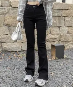 【美品】DAY CLOSET ハイウエスト フレアブーツカットデニムパンツ XSのサムネイル