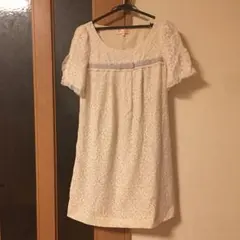 ワンピース　ミニマム　チュニック　ホワイトクリーム　夏　かわいい　レース　リボン