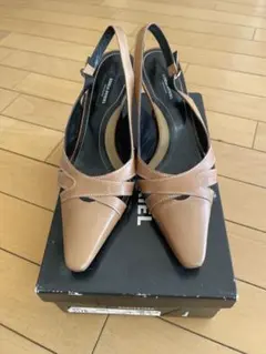 Sonia Rykiel ベージュ ポインテッドトゥ サンダルのサムネイル