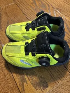 CEDAR CREST 蛍光イエロー スニーカー