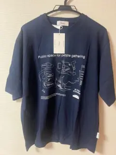 ショート丈Tシャツ　タグ付き　Lサイズ
