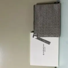 GIVENCHY ジバンシー　ポーチ　4Gロゴ　シルバー　ゴールド