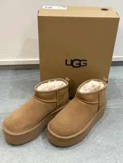 UGG CLASSIC ULTRA MINI PLATFORM 23cm
