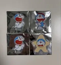 100%ドラえもんフレンズ展 入場特典 アクリルピンバッジ　4点セット