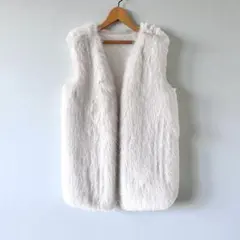 【美品】palmRICHE　ポームリシュベージュファーベスト　ファーベスト