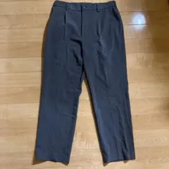 UNIQLOユニクロ　タックワイドパンツグレーLサイズ ストレッチ461614