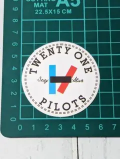 防水ステッカー【D】トゥエンティワンパイロッツ