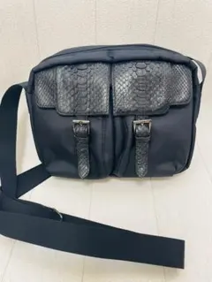 ナイロン×蛇革 斜め掛け ショルダーバッグ ユニセックス　超軽量