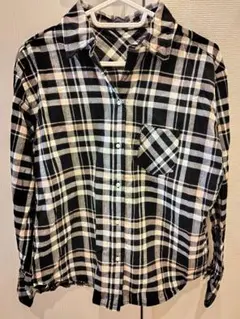 チェック柄　長袖シャツ