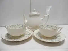 かわいい　カレンピーコック ティーセット ポット＆カップ＆ソーサー2客