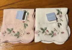 新品タグ付きWEDGWOOD タオルハンカチ2枚　白、薄ピンクセット