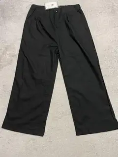 新品タグ付き・クロップドパンツ・韓国