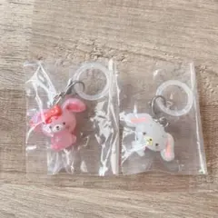 ゆるっとめじるしアクセサリー　しろうさ　ぼんぼんりぼん