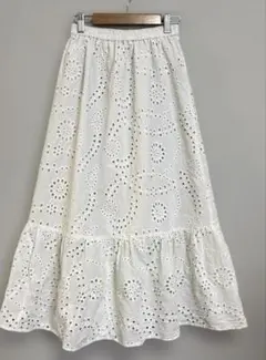 SALE＊GU レースティアードスカート　オフホワイト　秋口でも可愛い