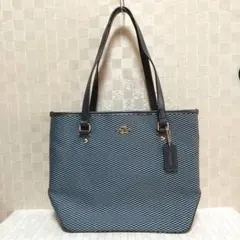 Item thumbnail for item bc7bef50-2f57-4c3a-a97b-54810c7000df