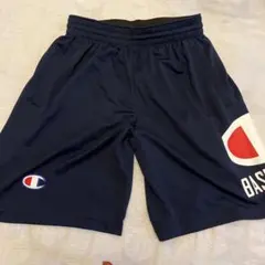 【未使用に近い】チャンピオン　ハーフパンツ