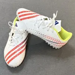 美品 アディダス サッカー トレーニング シューズ プレデターのサムネイル