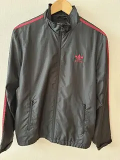 adidas ナイロンジャケット